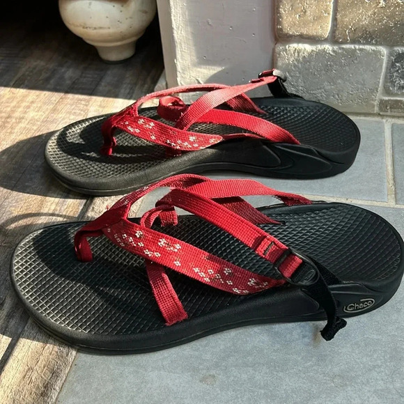 Chacos Unaweep Sandals. - Picture 4 of 11
